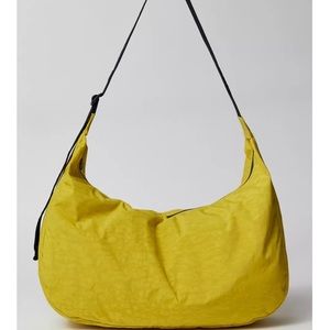 Baggu large crescent bag- color ‘sour’